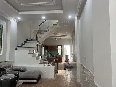 Bán nhà mặt phố n1, tân đông hiệp, dĩ an, 72m , 4.7 tỷ, 4pn, 3 tầng 1