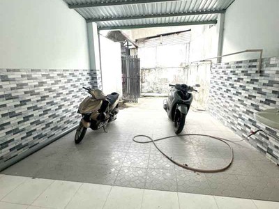 Nhà 110m  tam châu tam bình   sổ riêng   sân rộng   gần bv thủ đức   giá chỉ 3.6 tỷ 1