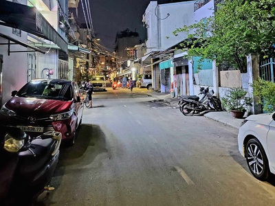 Mặt tiền đường 5.5m bình hoà gần nguyễn hữu thọ, 100m2, 4.x tỷ 1