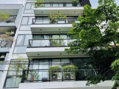 Bán tòa nhà mặt phố võng thị, tây hồ - 102m  x 10t có hầm - view hồ tây - giá 52 tỷ 0
