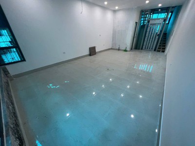 Cho thuê nhà ngõ tôn đức thắng, 47 m2  5 tầng, 4 ngủ, 5 vệ sinh, 22 triệu 0