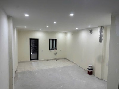 Cho thuê nhà ngõ tôn đức thắng, 47 m2  5 tầng, 4 ngủ, 5 vệ sinh, 22 triệu 2
