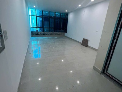 Cho thuê nhà ngõ tôn đức thắng, 47 m2  5 tầng, 4 ngủ, 5 vệ sinh, 22 triệu 4