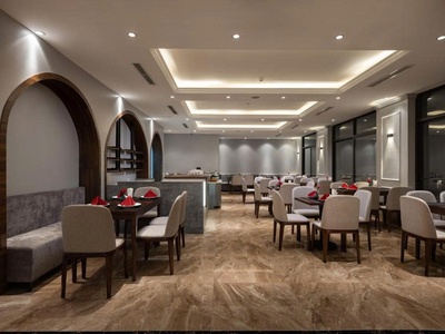 Bán tòa khách sạn trần thái tông - 137m  x 8 tầng - mt 8m - dòng tiền 180tr/th - 70 tỷ 1