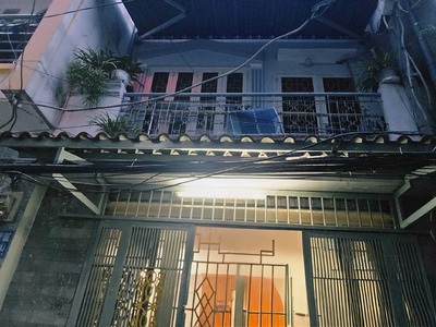 Bán gấp nhà 2 tầng đúc kiên cố  4x9 m lâm văn bền q7 giá 4.4 tỷ 0