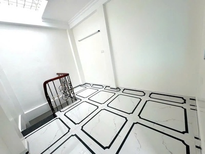 Bán nhà trung phụng 21m2. 6 tầng. mặt tiền 3m. giá 7.7 tỷ đống đa hà 3