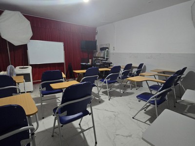 Nhà sân vườn, 2 mặt kiệt sát đường lý tự trọng, 81m2, ngang 8m, 3.x tỷ 0