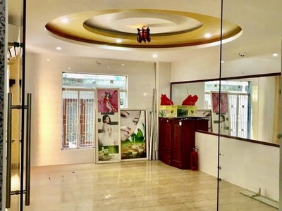 Mặt tiền nguyễn hoàng, 55m2, 4 tầng đẹp, kinh doanh, 8.x tỷ 1