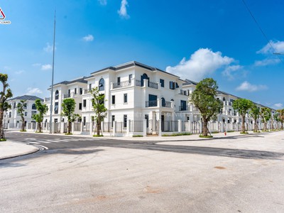Bán biệt thự 3 tầng siêu VIP ngay trung tâm hành chính tỉnh Thanh Hóa 4