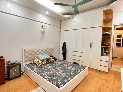 Nhà đẹp liên mạc - gần ubnd phường thượng cát   30m  x 5 tầng   ô tô đỗ cổng   5,4 tỷ 2
