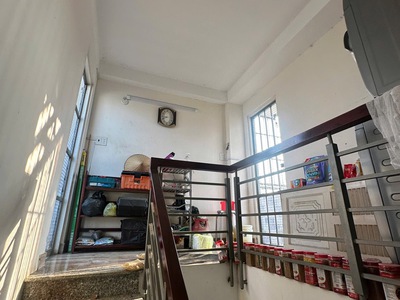 Nhà bán khu cao tầng- đường tôn thất thuyêt- gần trường học, chợ- cách vài căn ra gặp xe hơi- thông 4