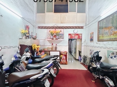 Bán nhà mặt phố hoàng diệu, q.4, tp.hcm - 110m2, 2 tầng, 18.9 tỷ - sổ hồng chính chủ 2