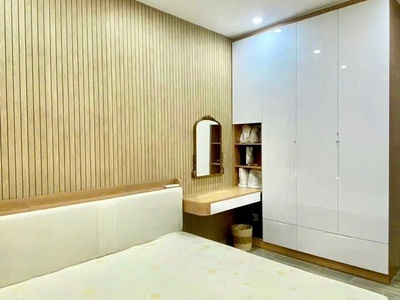 Bán nhà q10- hẻm 6m thông cmt8- ngang hơn 5m- căn góc 3 tầng 3 phòng ngủ nội thất sịn: 11 tỷ nhỉnh 2