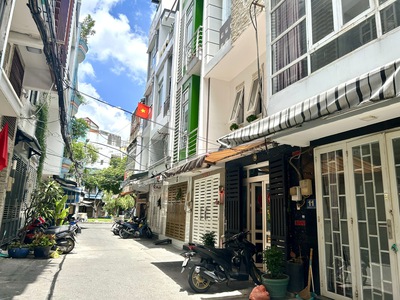 Bán nhà 3 tầng, 2 phòng ngủ, q.4, giá 6.9 tỷ - vị trí vàng, sổ hồng chính chủ 2