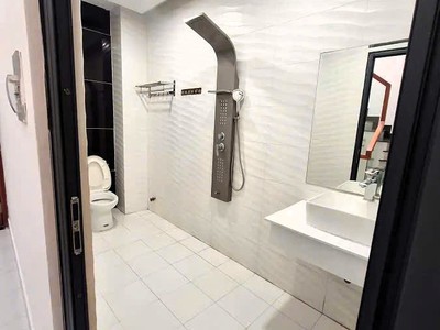 Bán nhà linh đông gần vành đai 2, 4pn, hẻm xe hơi, nhà mới 90 4