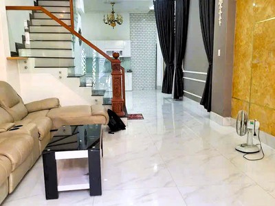 Bán nhà linh đông gần vành đai 2, 4pn, hẻm xe hơi, nhà mới 90 0