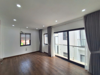  nhà mới koong - lô góc siêu thoáng - thang máy - tđc thanh am   diện tích: 37.5/40m   6 3