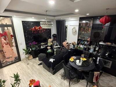 Bán nhà 5 tầng phường bồ đề long biên   mặt tiền 5m   giá chỉ 5.999 tỷ 2