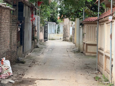 Bán 50,5m đất thôn tráng việt, xã tráng việt, mê linh. đón sóng cầu thượng cát 2