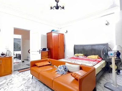 Nhà đẹp dân xây 5 tầng thang máy phố trường lâm 52 m2 x4.7m, 10.2 tỷ long biên.ô tô đỗ cửa. 2
