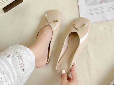 Công ty SX GD QĐ Luxery việt Nam 5