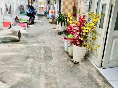 Nhà đẹp 2 tầng 3 x 9m  hiệp thành q12   chỉ 1,15 tỷ, shc 1
