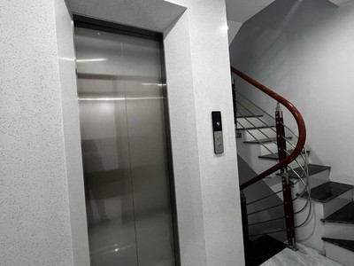 Bán nhà đẹp việt hưng - 32m  - 5 tầng - thang máy, hơn 7 tỷ 0
