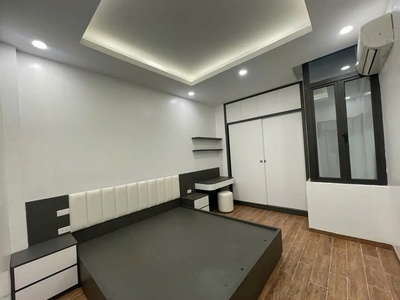Nhà mới ở luôn phố đàm quang trung 42m2 4 tầng mặt tiền 3.5m,8.1 tỷ long biên. 3