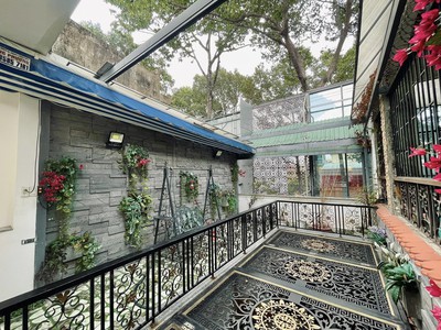 Bán nhà mặt tiền đường 3 Tháng 2, Quận 10   View Hà Đô Centrosa   Vị trí đắc địa   Kinh doanh đỉnh 0