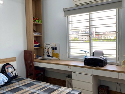 Bán nhà ngõ 21 Trần Quốc Hoàn, 40m2 x 5 tầng, ô tô tránh 2