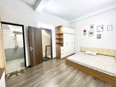 Bán nhà lò đúc, 30m2, 5 tầng, mặt tiền 6.5m, 8.2 tỷ, trung tâm, nhà đẹp, ngõ thoáng 1