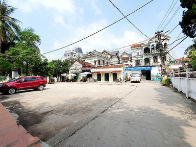 B nhà trục đường thông, ô tô qua, căn góc, xây đơn kim chung hoài đức- 32m2 0