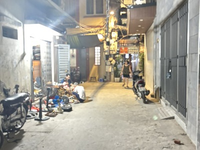 Long khí thái thịnh 52m 6 tầng chỉ 16,5 tỷ, sát phố, nở hậu 1