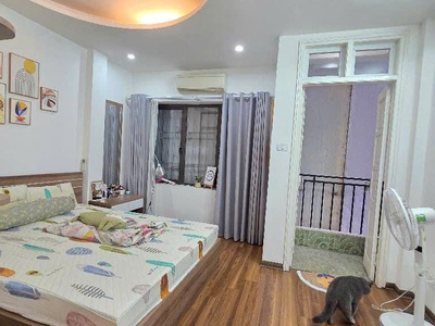 Nhà chính chủ - giá tốt - vị trí đẹp tại đường láng, thành phố hà nội 3