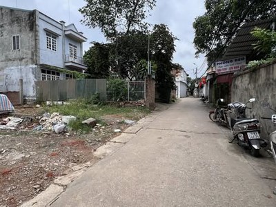Cần bán 63m trục chính kinh doanh   oto tránh   thông    ái mỗ    sơn tây    hà nội. 3
