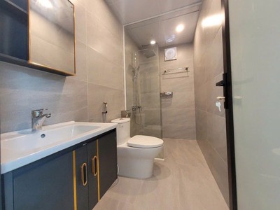 Bán nhà khu vực tây hồ   gần hồ, ô tô vào nhà, chỉ 14 tỷ 3
