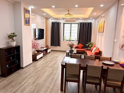 Tòa b10 nam trung yên 61/65m 2pn nội thất cực đẹp, 4.67 tỷ, trung tâm cầu giấy 3
