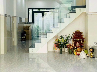 Hiếm views tô hiệu - hòa bình 52m2  - 5 tầng mới - hxh 6m thông 2