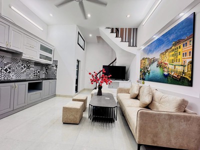 Thổ quan, nhà đẹp, ở luôn, nội thất đẳng cấp, vị trí siêu hiếm 0