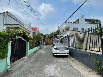 Lô đất đẹp, đường nhựa 5m, một sẹc nguyễn bá học, gần vincom, giá dưới 3 tỷ 0