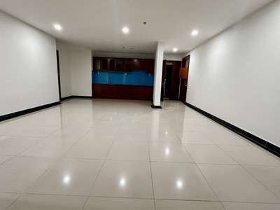 Căn hộ giai việt, tạ quang bửu quận 8, sổ hồng riêng, 500m2 sàn, 5pn, sân thượng, 8.4 tỷ 2