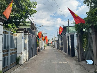 Bán nhà 1t1l mới đẹp, sổ riêng thổ cư, đường oto, gần chợ 26, chỉ 2tỷ690 4