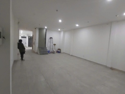 Cho thuê toà nhà mp ngô xuân quảng, 100m2x6t, mt 8m, thang máy, tầng hầm, pccc vị trí kd đắc địa 1