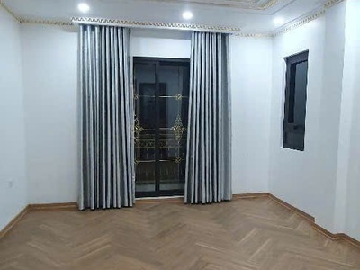 Mặt phố bát khối,long biên 16tỷ 75m gara oto,thang máy,nhà dân xây đẹp 3