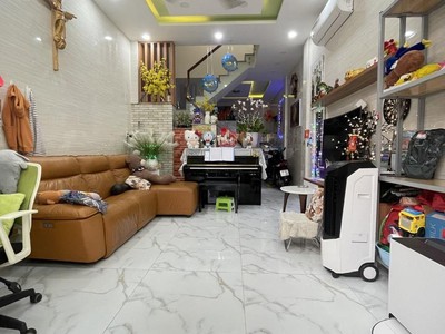 Nhà đẹp 3 tầng, llq gần bảy hiền, dtxd vuông 4 15  3pn, hxh cách 20m 2