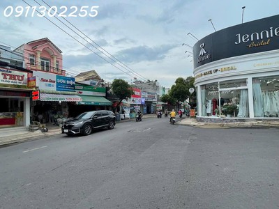 Nhà cấp 4 có gác 55m2 ngay chợ 339 phước long b 4.2 tỷ 0