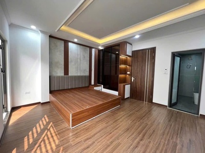 Bán nhà phố tô khê,gia lam   80m    4.5 tầng   3 mặt thoáng  kinh doanh ô tô tránh - hon 9ty 3
