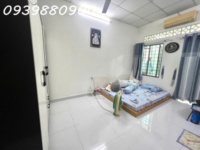 3 mặt hẻm ko lg, qh dân cư hiện hữu. 100m ra mt hoàng văn thụ 1