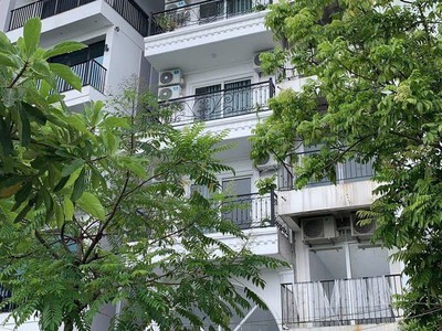 Tòa Apartment 10 Tầng Mặt Phố Yên Hoa View Hồ Tây,Doanh Thu Khủng 600 Triệu/Tháng 0