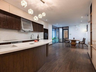 Tòa Apartment 10 Tầng Mặt Phố Yên Hoa View Hồ Tây,Doanh Thu Khủng 600 Triệu/Tháng 2